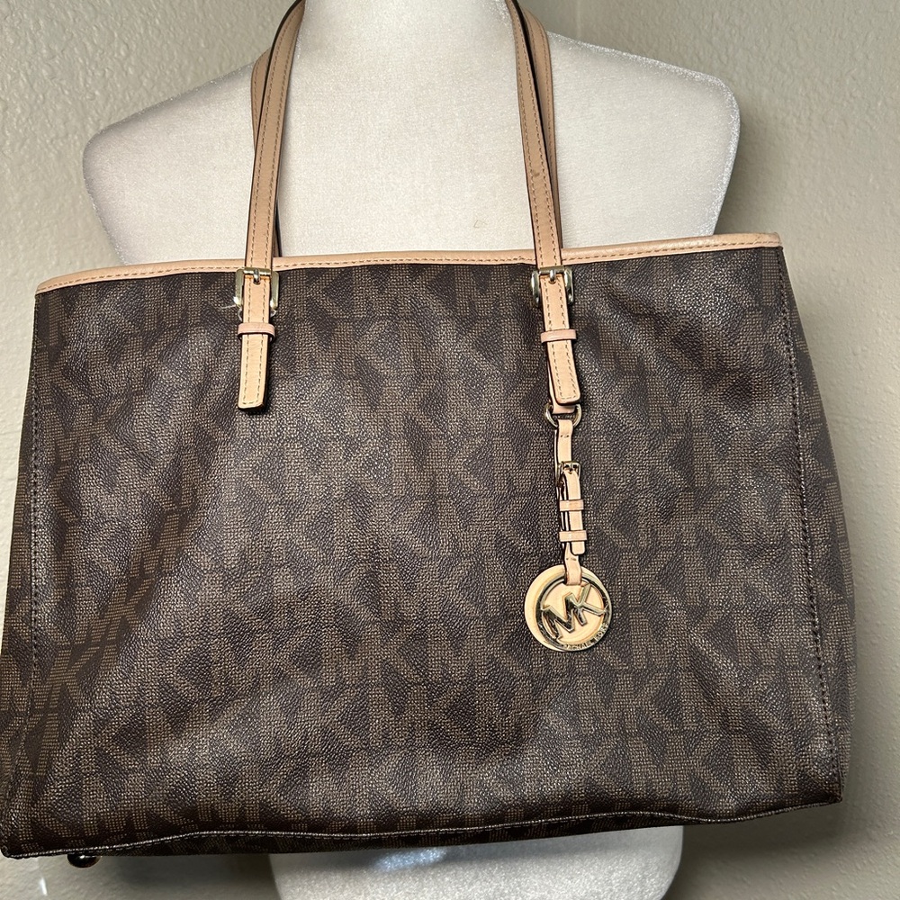 MK signature logo tote bag!